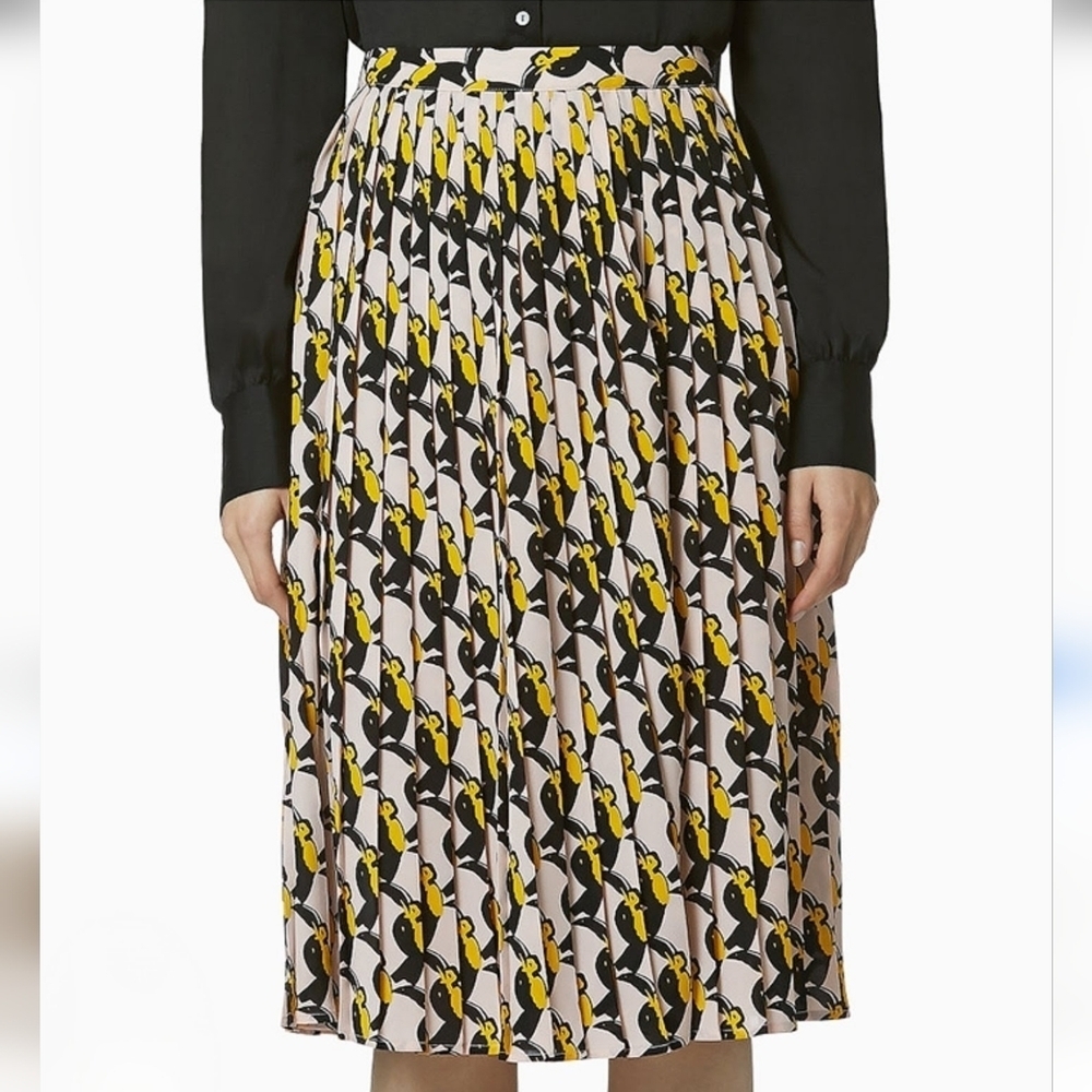 Avec Les Filles A-Line Toucan Pleated Skirt